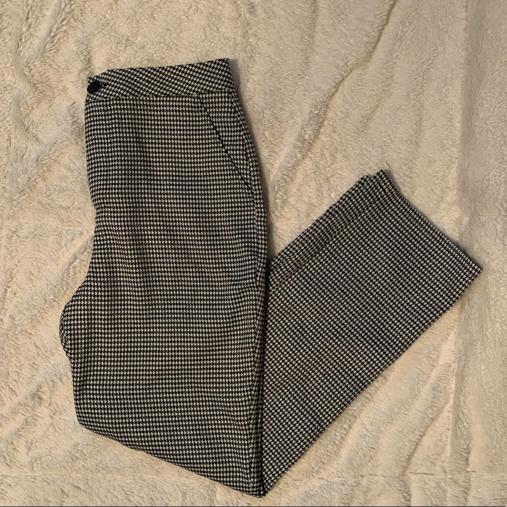 Houndstooth Ankle Pant